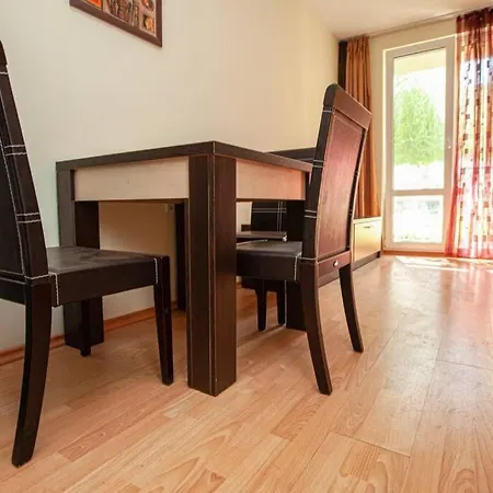 Studio в апарт-отеле Holiday Fort Golf Club サニービーチ
